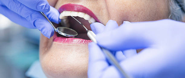 Best Emergency Tooth Extraction  in Fellsmere, FL